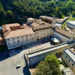 Sanctuaire de Montenero depuis un drone